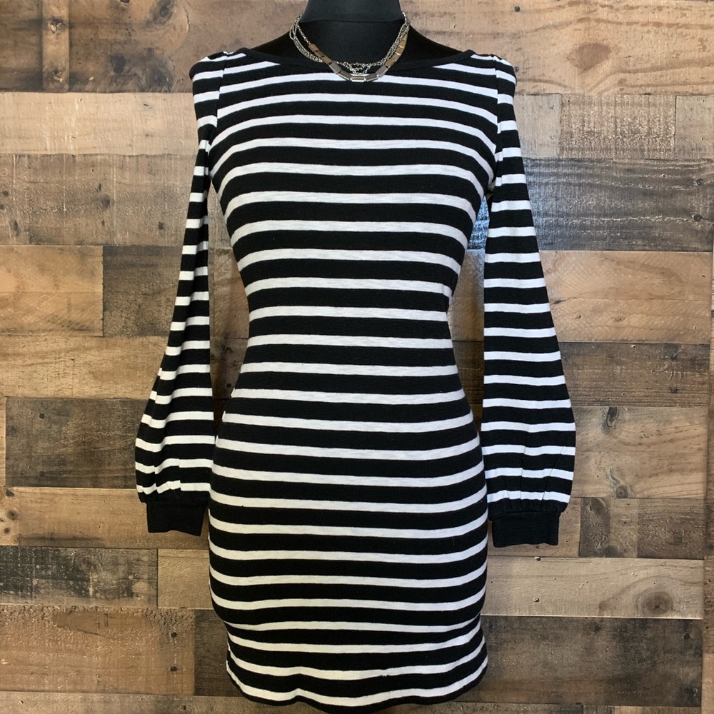 B&W Striped Long Sleeve - French Connection - Sz 2